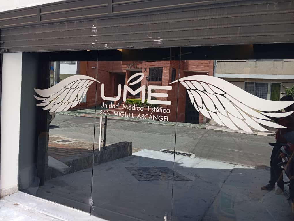 POLAD – Polarizados y Adhesivos